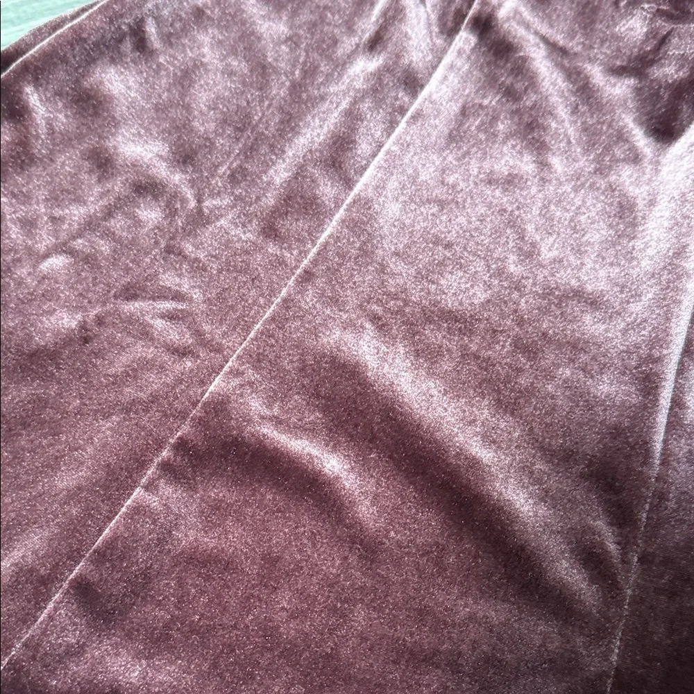 Elegant Gap Crushed Velvet Plum Skirt Size Small